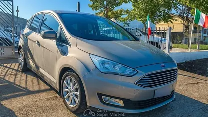 Usata 2015 Ford C-MAX Monovolume | 8600 € (Buon prezzo)