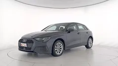 Grigio manhattan metallizzato Usata 2021 Audi A3 Sportback Business Due volumi | 20.900 € (Ottimo prezzo)