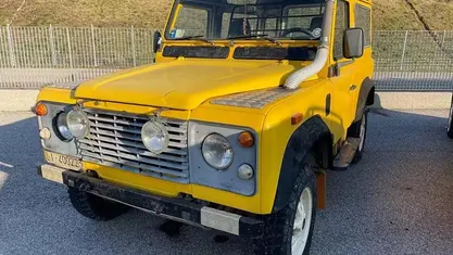 Usata Land Rover Defender 85 CV (62 kW) 1987 SUV