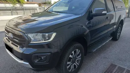 Usata Ford Ranger Wildtrack 213 CV (156 kW) 2022 Deep black Pick-up