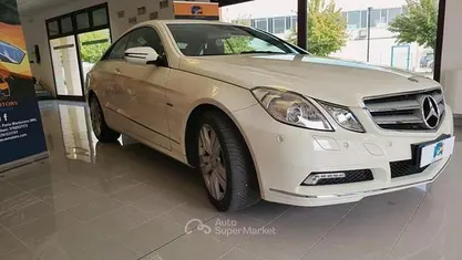 Bianco Usata 2009 Mercedes E250 Avantgarde Coupé | 11.200 € (Buon prezzo)