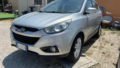 Usata Hyundai ix35 Comfort 135 CV (99 kW) 2011 Grigio SUV
