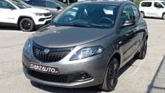 Grigio pietra metallizzato Usata 2023 Lancia Ypsilon Silver Due volumi | 16.300 € (Buon prezzo)