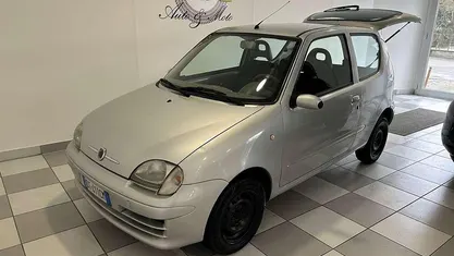 Usata Fiat 600 Active 54 CV (39 kW) 2008 Grigio Utilitaria