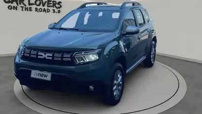 Begagnad Dacia Duster Expression 101 HK (74 kW) 2023 Grön SUV