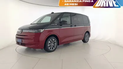 Usata VW Multivan Style 150 CV (110 kW) 2025 Rosso Monovolume