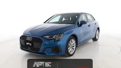 Usata Audi A3 Sportback Business 150 CV (110 kW) 2022 Blu Utilitaria