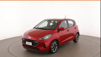 Usata Hyundai i10 67 CV (49 kW) 2023 Rosso Utilitaria