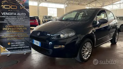 Usata Fiat Punto Young 77 CV (56 kW) 2014 Blu Utilitaria