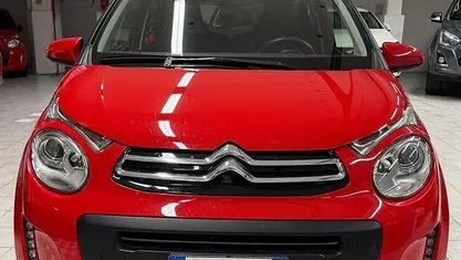 Usata Citroën C1 Feel 72 CV (52 kW) 2021 Rosso Utilitaria