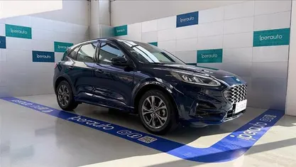 Begagnad Ford Kuga ST-Line 120 HK (88 kW) 2022 Blå SUV