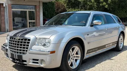 Usata Chrysler 300C 218 CV (160 kW) 2009 Grigio Station wagon