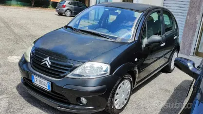Usata Citroën C3 Elegance 73 CV (53 kW) 2004 Nero Berlina