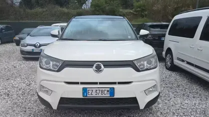 Usata SsangYong Tivoli 110 CV (80 kW) 2015 Bianco SUV