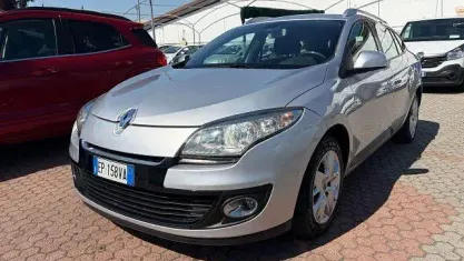 Usata Renault Mégane GrandTour 110 CV (80 kW) 2012 Argento Station wagon