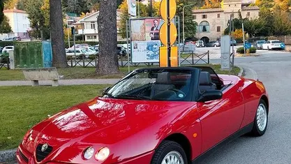 Usata Alfa Romeo Spider 149 CV (109 kW) 1996 Cabrio