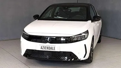 Usata Opel Corsa 101 CV (74 kW) 2025 Bianco Utilitaria