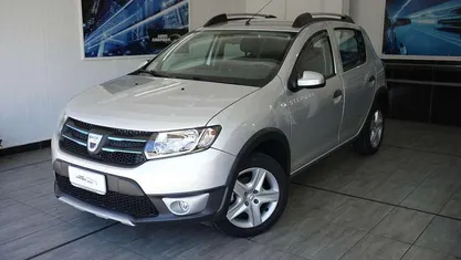 Grigio Usata 2019 Dacia Sandero Stepway Due volumi | 9990 € (Buon prezzo)