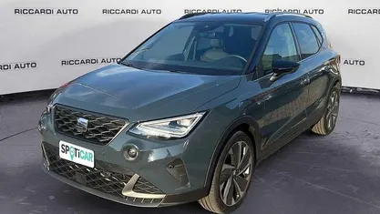 Usata Seat Arona FR 116 CV (85 kW) 2025 Grigio SUV