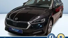 Nero metallizzato Usata 2021 Skoda Octavia G-TEC Ambition Station wagon | 16.900 € (Buon prezzo)