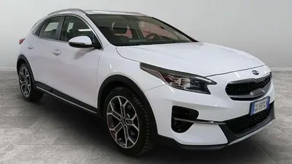 Usata Kia XCeed Style 120 CV (88 kW) 2022 Bianco SUV