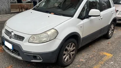 Usata 2011 Fiat Sedici Dynamic SUV | 4900 € (Buon prezzo)