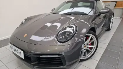 Usata Porsche 911 Targa 4S 450 CV (330 kW) 2021 Grigio Cabrio