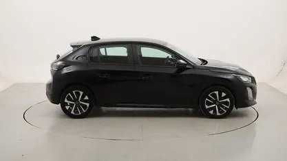 Usata Peugeot 208 Style 101 CV (74 kW) 2025 Utilitaria