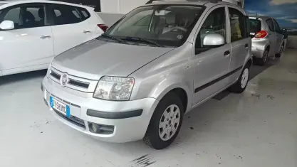 Usata Fiat Panda Dynamic 60 CV (44 kW) 2010 Grigio Utilitaria