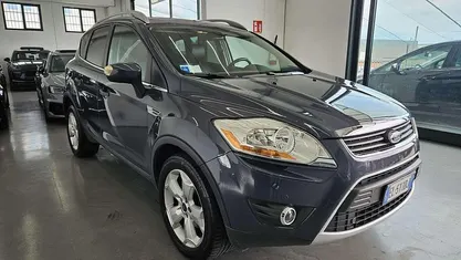 Usata Ford Kuga Titanium 163 CV (119 kW) 2012 Blu/azzurro SUV