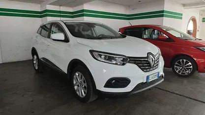 Bianco Usata 2022 Renault Kadjar Business SUV | 17.500 € (Buon prezzo)