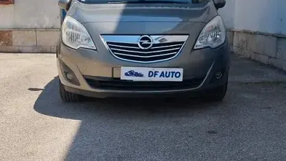 Usata Opel Meriva 95 CV (69 kW) 2011 Grigio Monovolume