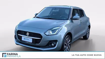 Grigio chiaro Usata 2022 Suzuki Swift Due volumi | 13.900 € (Buon prezzo)