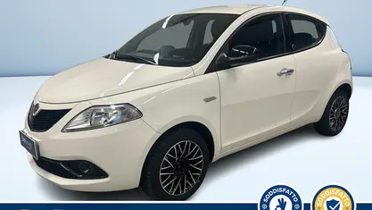Bianco Usata 2018 Lancia Ypsilon Platinum Due volumi | 11.100 € (Buon prezzo)
