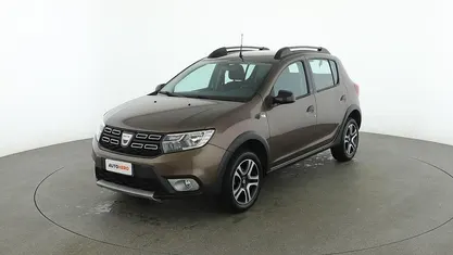 Marrone Usata 2018 Dacia Sandero Tre volumi | 9999 € (Buon prezzo)