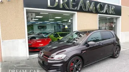 Usata VW Golf VII GTI 245 CV (180 kW) 2018 Nero metallizzato Berlina
