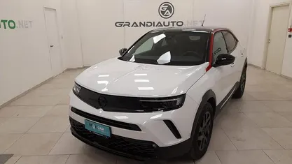 Usata Opel Mokka GS Line 101 CV (74 kW) 2021 Bianco SUV