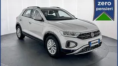 Usata 2022 VW T-Roc Life SUV | 20.900 € (Buon prezzo)