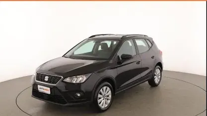 Usado Seat Arona Style 115 CV (84 kW) 2019 Negro SUV