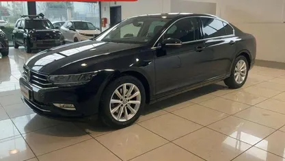 Usata VW Passat Business 150 CV (110 kW) 2020 Berlina