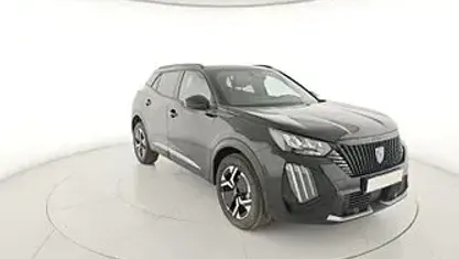 Usata Peugeot 2008 Allure 101 CV (74 kW) 2025 Nero SUV