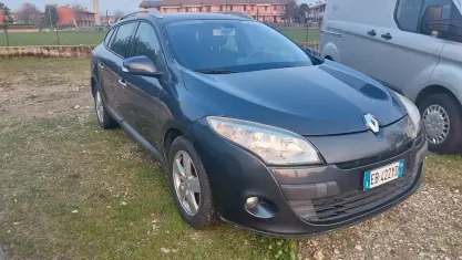 Usata Renault Mégane GrandTour Luxe 110 CV (80 kW) 2010 Grigio Station wagon