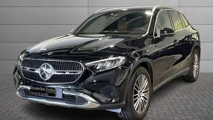 Nero Usata 2023 Mercedes GLC220 Advanced SUV | 49.800 € (Buon prezzo)
