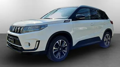 Usata Suzuki Vitara 129 CV (94 kW) 2020 Bianco/nero SUV