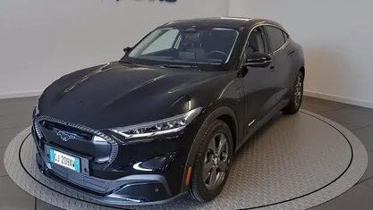 Usata Ford Mustang Mach-E Standard Range 100 kW (136 CV) 2022 Nero SUV