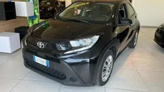 Nero Usata 2024 Toyota Aygo Active Due volumi | 14.490 € (Buon prezzo)