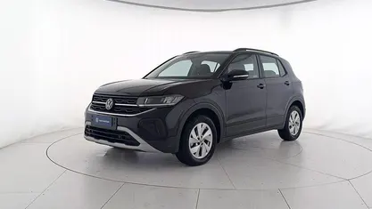 Deep black perlato Usata 2024 VW T-Cross Life SUV | 19.400 € (Buon prezzo)