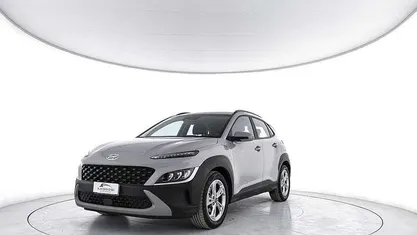 Grigio Usata 2022 Hyundai Kona SUV | 16.500 € (Buon prezzo)