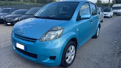 Usata Daihatsu Sirion HIRO 69 CV (50 kW) 2008 Blu Utilitaria