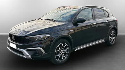 Usata 2022 Fiat Tipo Cross Berlina | 16.690 € (Buon prezzo)